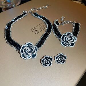 Black and Silver Floral Necklace with Intricate Detailing